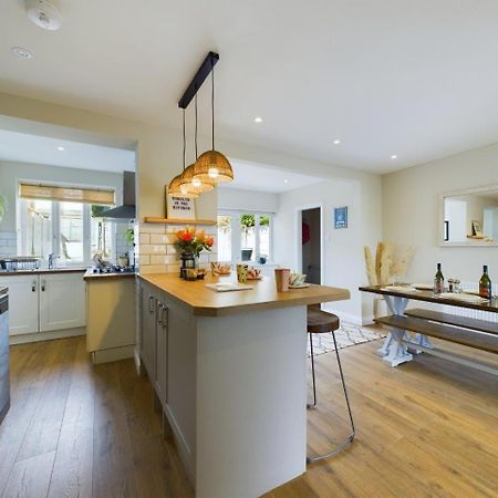 Stones Throw - Stunning House, Mins From Beach And Dogs Welcome Broadstairs Exterior photo